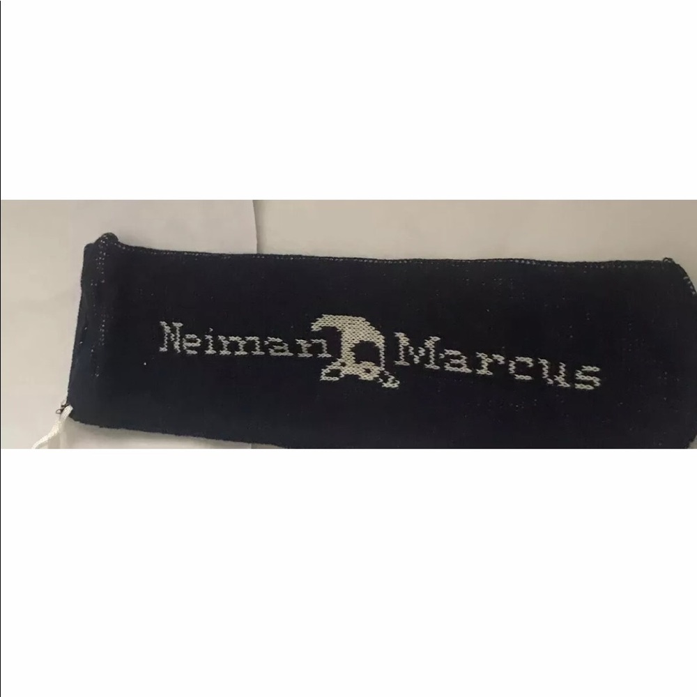 New Neiman Marcus Knit Shoe Bags Travel Beige Blue - Picture 10 of 16